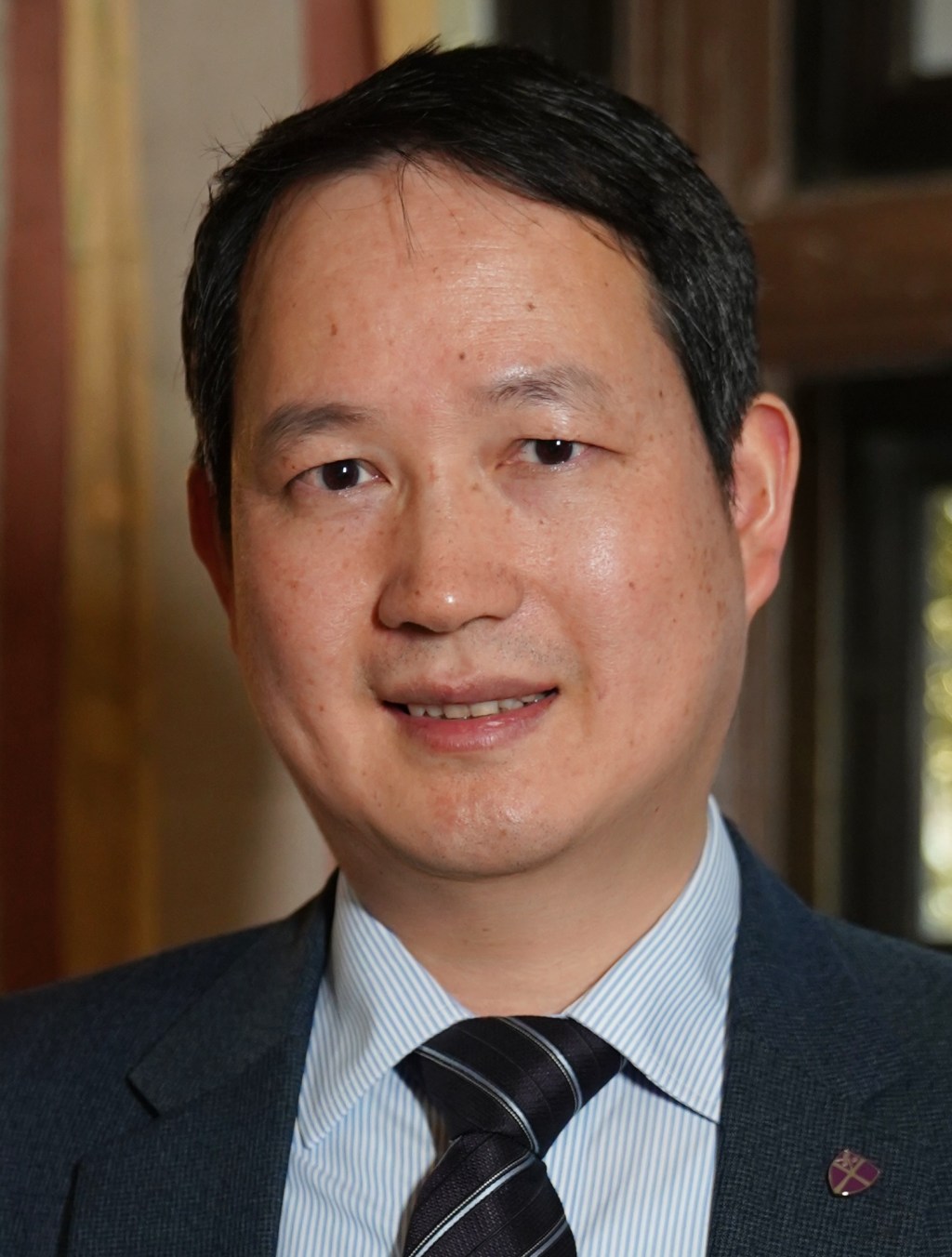 Investigating “interpreter advantage”